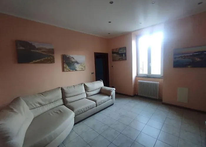 Casa Zia Luisa דירה לקו